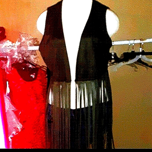 Boho fringed sueded vest - Picture 3 of 5